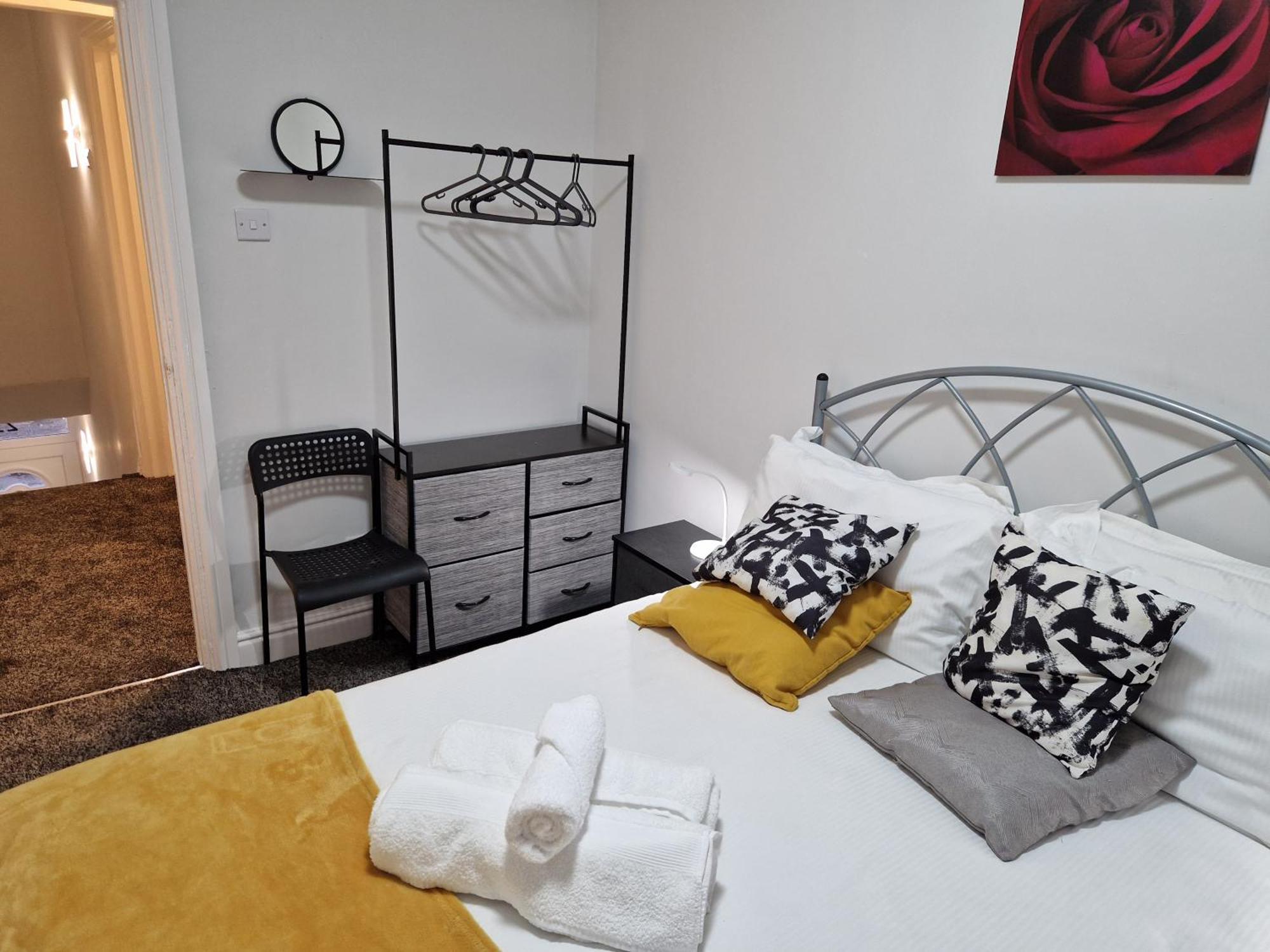 Birtley'S Diamond 3 Bed Apt, Sleeps 6 Guests Birtley  Exterior photo