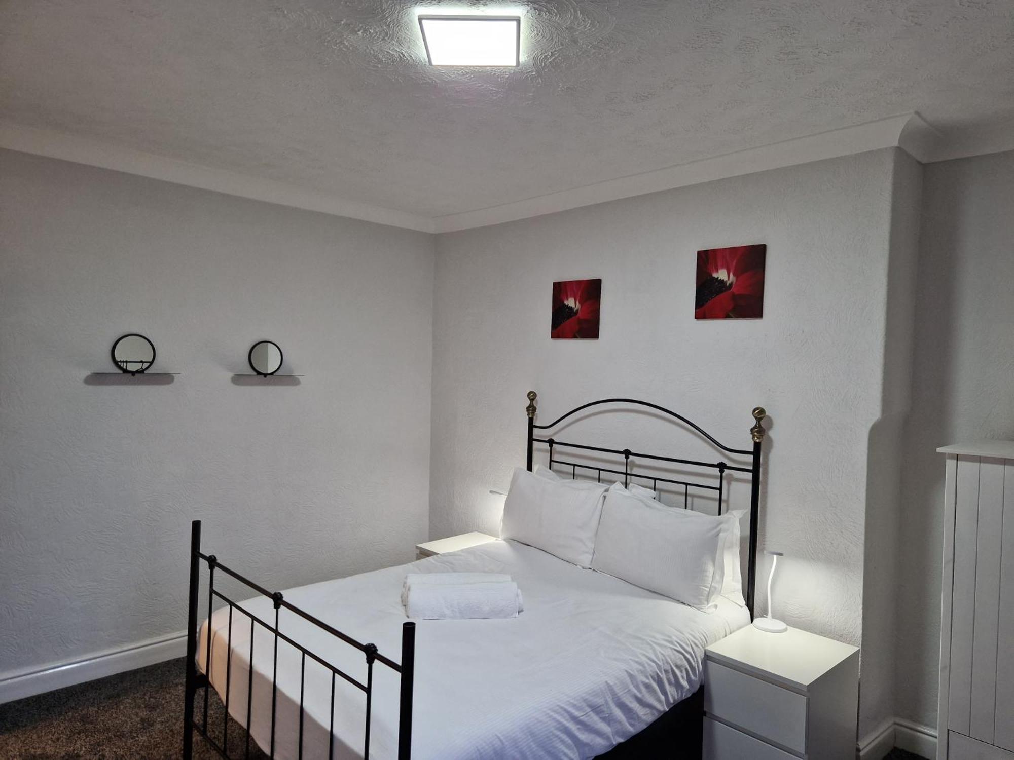 Birtley'S Diamond 3 Bed Apt, Sleeps 6 Guests Birtley  Exterior photo