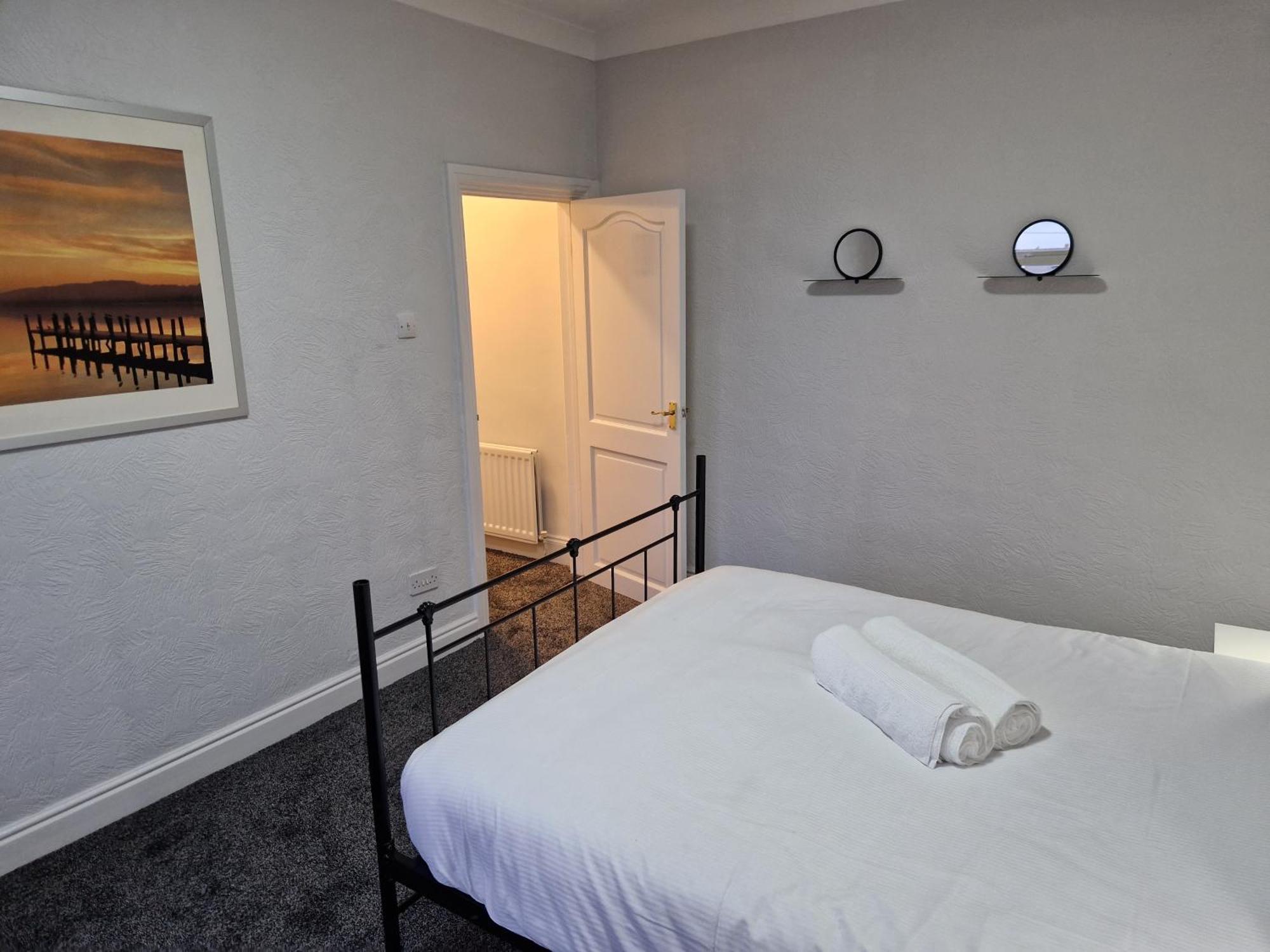Birtley'S Diamond 3 Bed Apt, Sleeps 6 Guests Birtley  Exterior photo